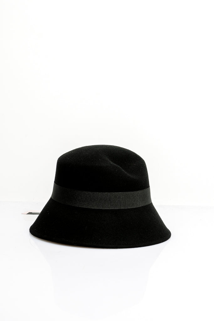 Cappello Donna TONO NERO Sandro Ferrone 