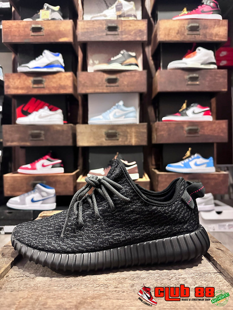 Sneakers Unisex Adidas YEEZY BOOST 350 V2 BB5350 PIRATE BLACK YEEZY BOOST 350 V2 BB5350 PIRATE BLACK Adidas 