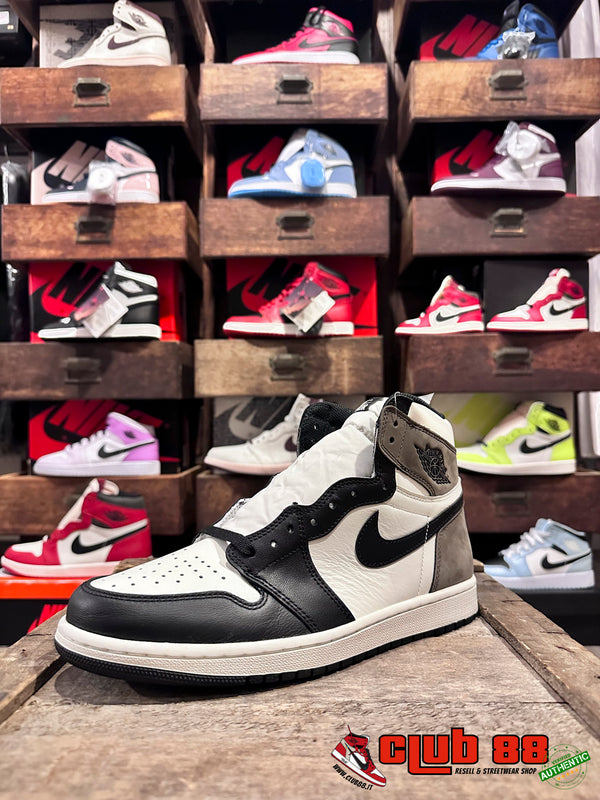 Sneakers Unisex Nike Jordan AIR JORDAN 1 HIGH 555088-105 MOCHA AIR JORDAN 1 HIGH555088-105 MOCHA Nike Jordan
