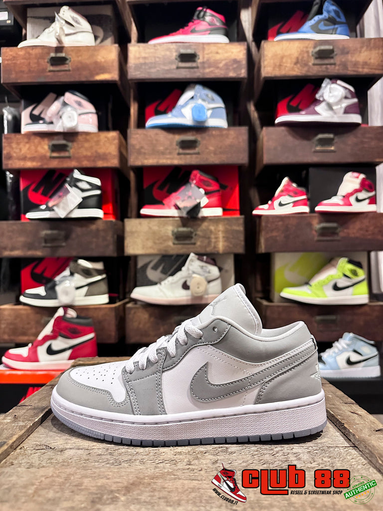 Sneakers Unisex Nike Jordan AIR JORDAN 1 LOW DC0774-100 GREY ALLUMINIUM AIR JORDAN 1 LOWDC0774-100 GREY ALLUMINIUM Nike Jordan