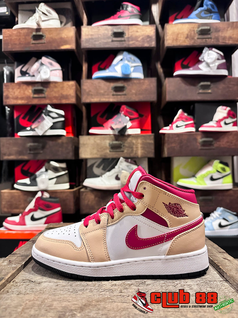 Sneakers Unisex Nike Jordan AIR JORDAN 1 MID 554725-201 CURRY AIR JORDAN 1 MID554725-201 CURRY Nike Jordan