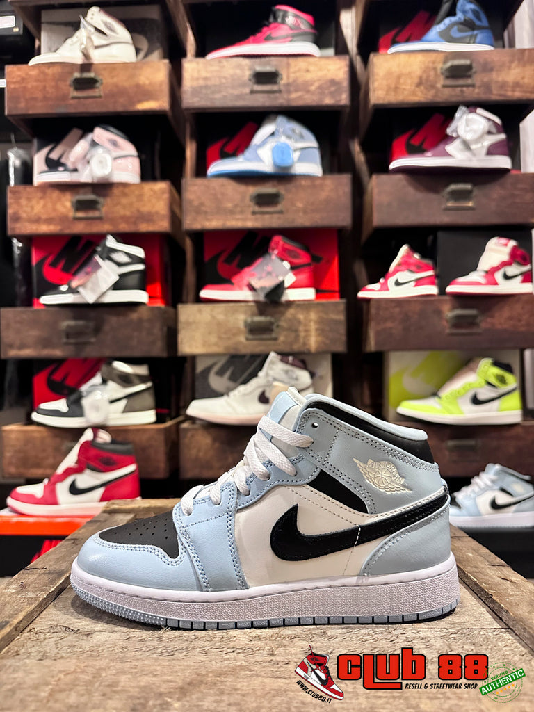 Sneakers Unisex Nike Jordan AIR JORDAN 1 MID 555112-401 ICE BLUE AIR JORDAN 1 MID555112-401 ICE BLUE Nike Jordan