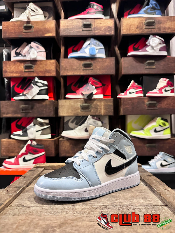 Sneakers Unisex Nike Jordan AIR JORDAN 1 MID 555112-401 ICE BLUE AIR JORDAN 1 MID555112-401 ICE BLUE Nike Jordan