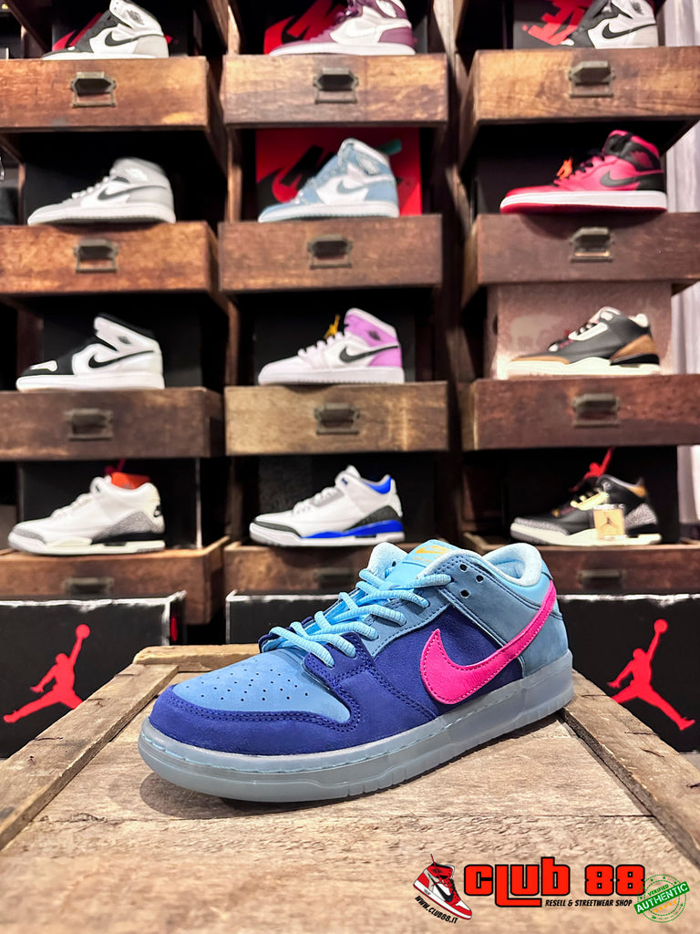 Sneakers Unisex Nike Jordan DUNK LOW SB DO9404-400 RUN THE JUWELS DUNK LOW SBDO9404-400 RUN THE JUWELS Nike Jordan