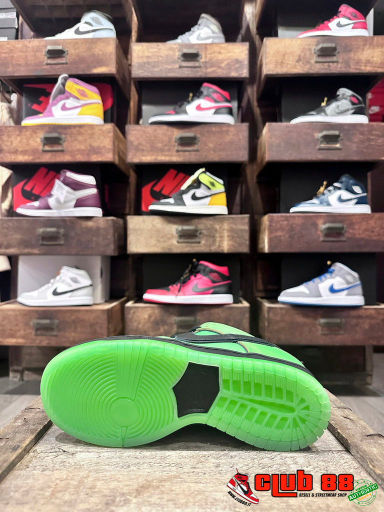 Sneakers Unisex Nike Jordan DUNK LOW SB FZ8319-300 POWERPUFF DUNK LOW SBFZ8319-300 POWERPUFF Nike Jordan