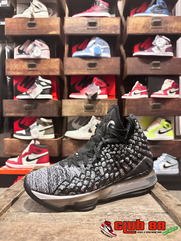Sneakers Unisex Nike Jordan LEBRON 17 BQ3177-002 BLACK WHITE LEBRON 17BQ3177-002 BLACK WHITE Nike Jordan