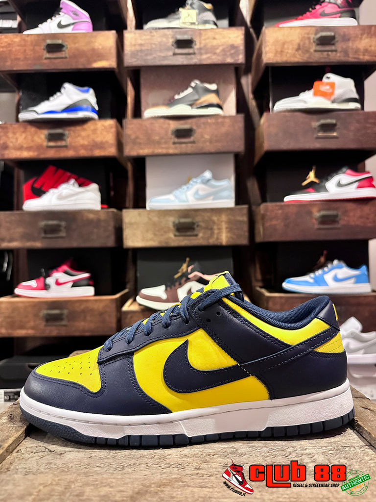 Sneakers Unisex Nike Jordan DUNK LOW DD1391-700 MICHIGAN - TFNY Boutique