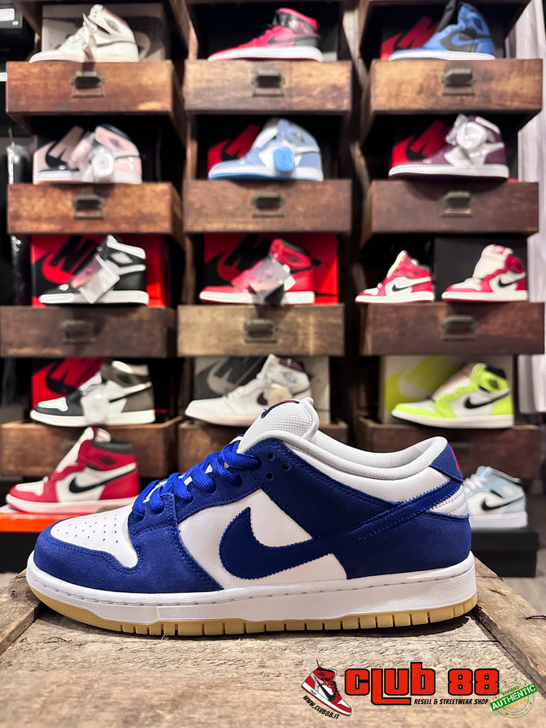 Sneakers Unisex Nike Jordan DUNK LOW SB D09395-400 DEEP ROYAL - TFNY Boutique