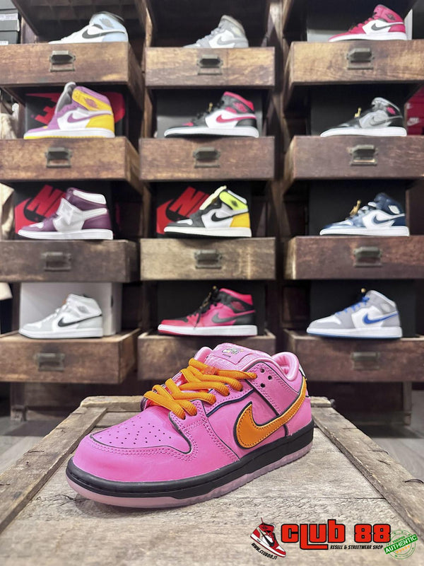 Nike Jordan DUNK LOW SBFD2631-600 POWERPUFF