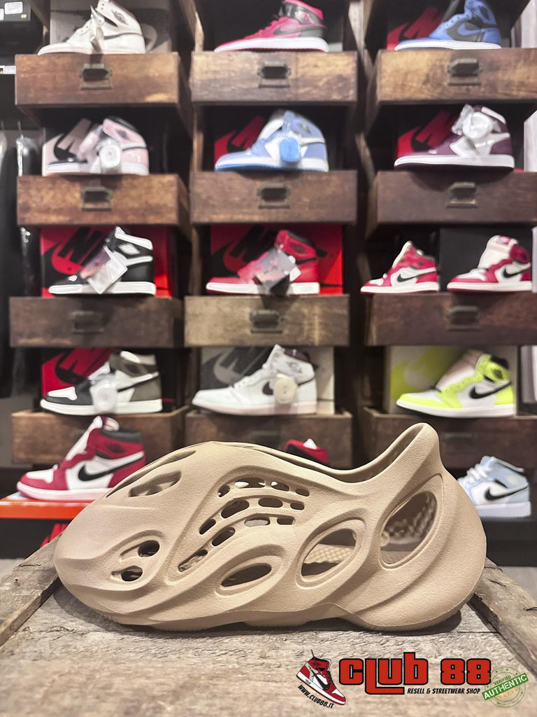 Adidas YEEZY FOAM RNNRGW3354 OCHRE