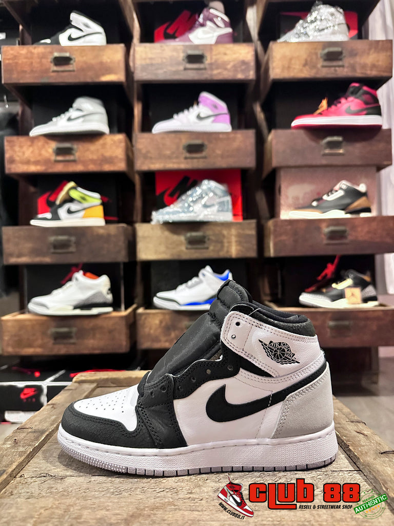 Sneakers Unisex Nike Jordan AIR JORDAN 1 HIGH 575441-108 BLEACHED CORAL - TFNY Boutique